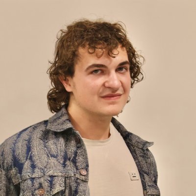 Aidan Smith (@aidanmantine)
